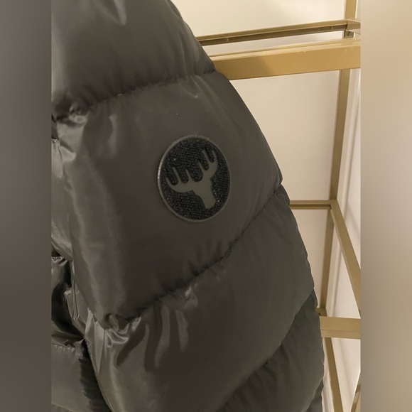 Moose Knuckles Men’s Jacket - Picture 11 of 16